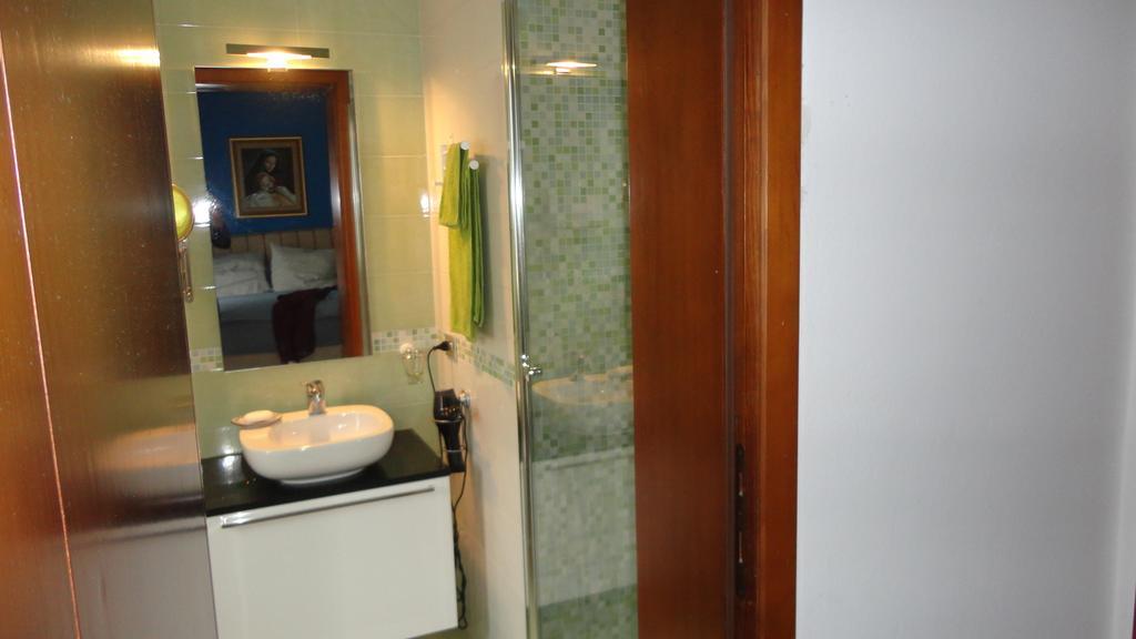 Touristic Apartment "Agata" Sirmione Kamer foto
